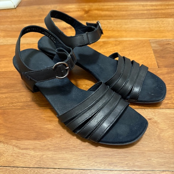 Munro Shoes - Munro Black Women's Block Heel Sandals